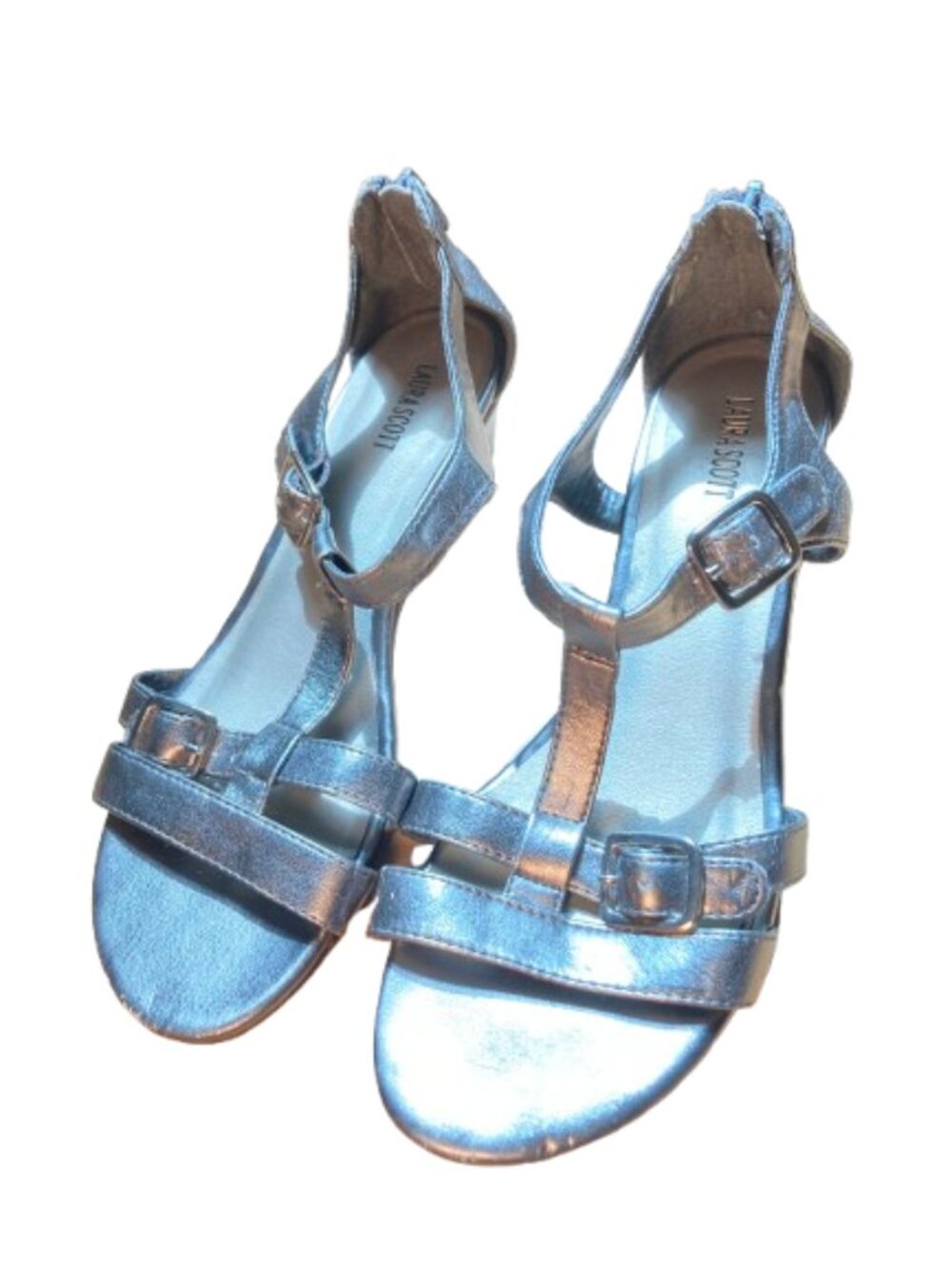 Laura Scott Metallic Silver T-Strap Buckle Sandals Dressy Back Zip Low Heel sz 7